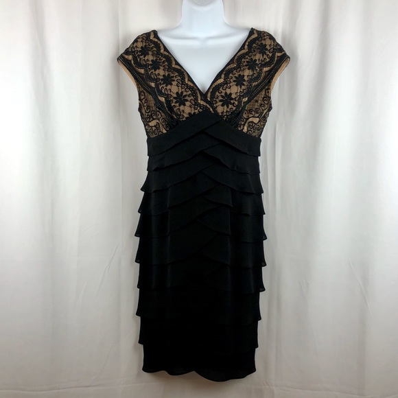 Adrianna Papell Dresses & Skirts - Adrianna Papell lace bodice tiered skirt LBD 6P
